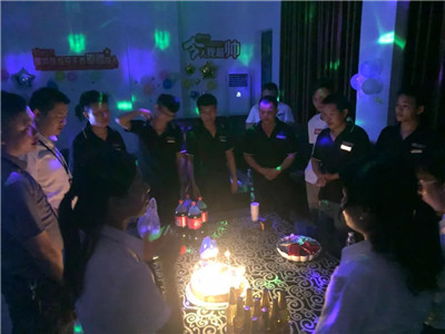 如约而至 | 德技优品7月员工庆生会