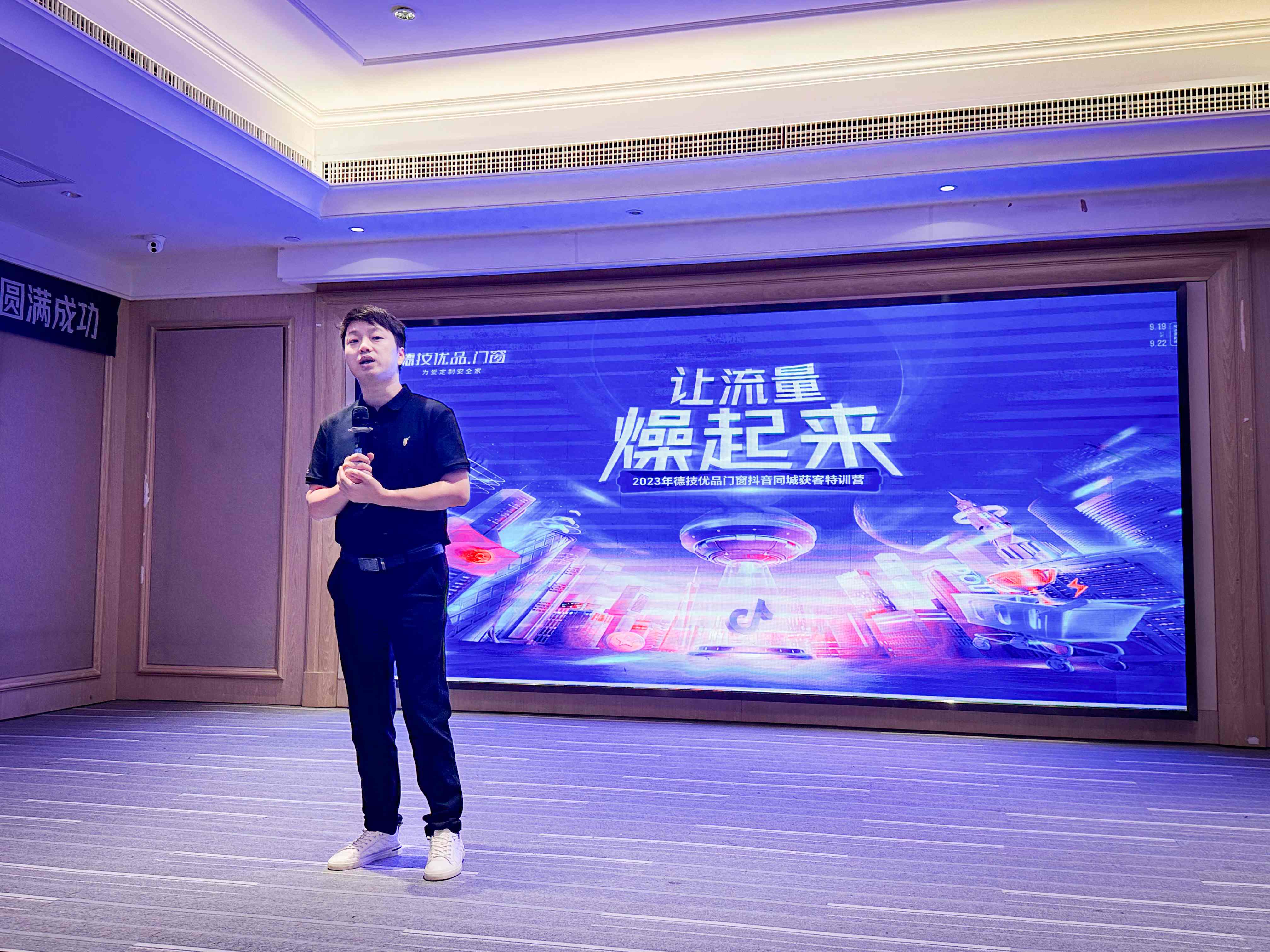 251695604808260329.jpg mmexport1695422771574.jpg